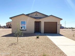 Building Photo - 16001 S Bentley Dr