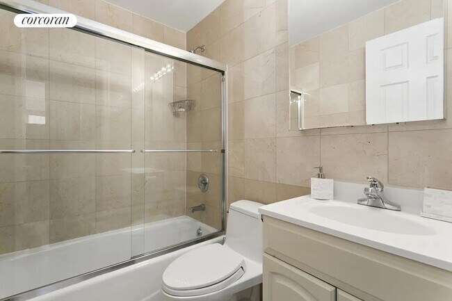 Foto del edificio - 753 E 5th St