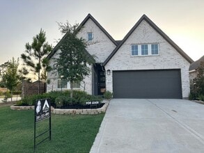 Building Photo - 28138 White Mdw Ln