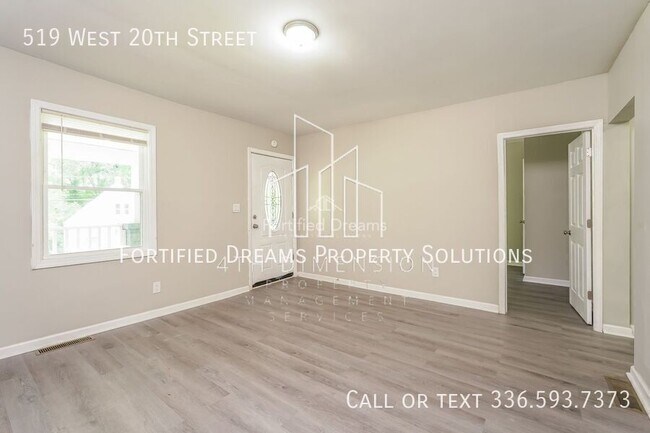 Foto del edificio - 519 W 20th St