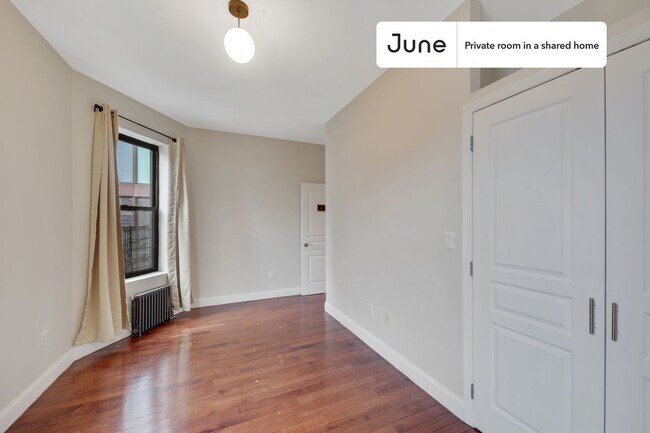 Foto del edificio - Room in Shared 4 bed/1 bath home