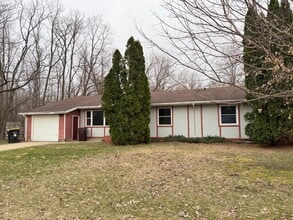 Building Photo - 3584 Park Lane