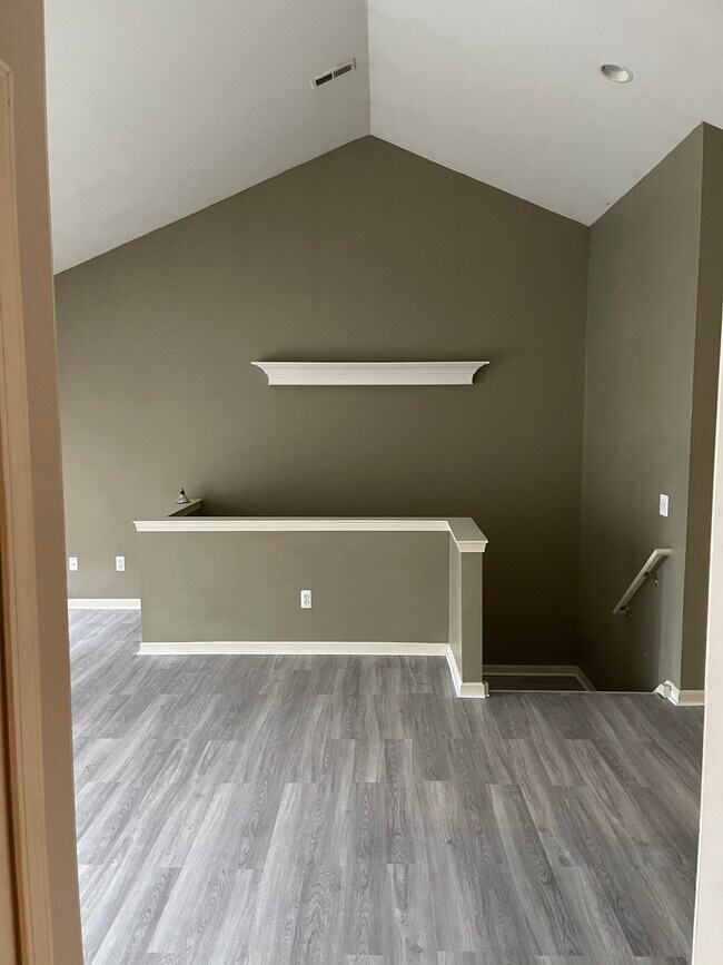 Building Photo - 3582 Whitaker Dr