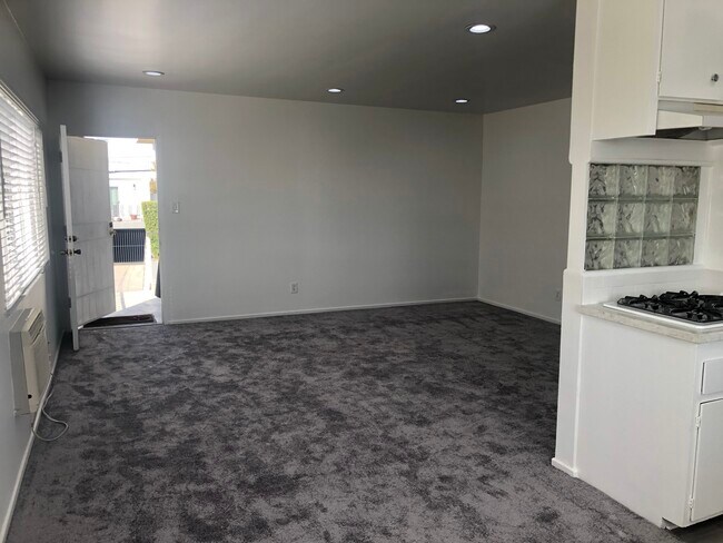 Foto del edificio - 744 Pier Ave