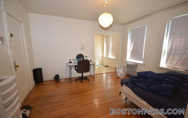 Foto del edificio - 231 Park Dr