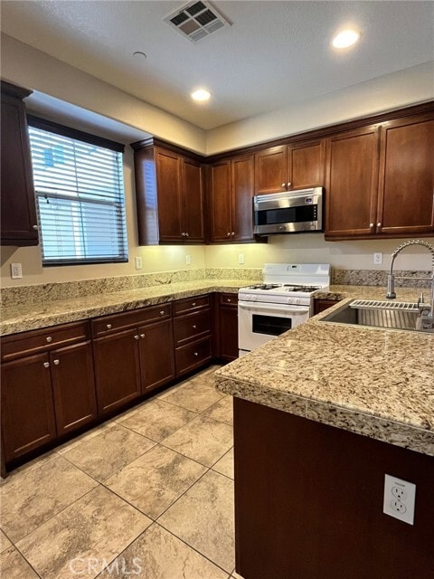 Building Photo - 1229 Abelia