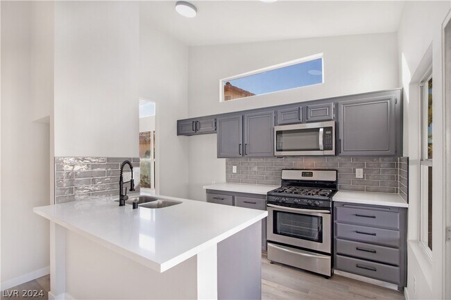 Foto del edificio - 3923 Broken Oak Ln