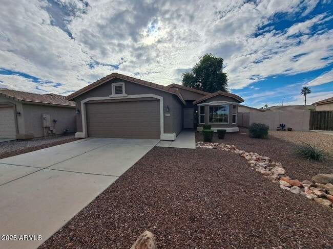 Foto del edificio - 3707 E Rolling Green Way