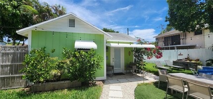 Building Photo - 2883 SW 32nd Ct