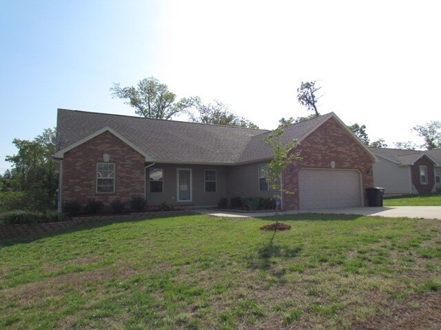 Foto del edificio - Available in 10/22!!