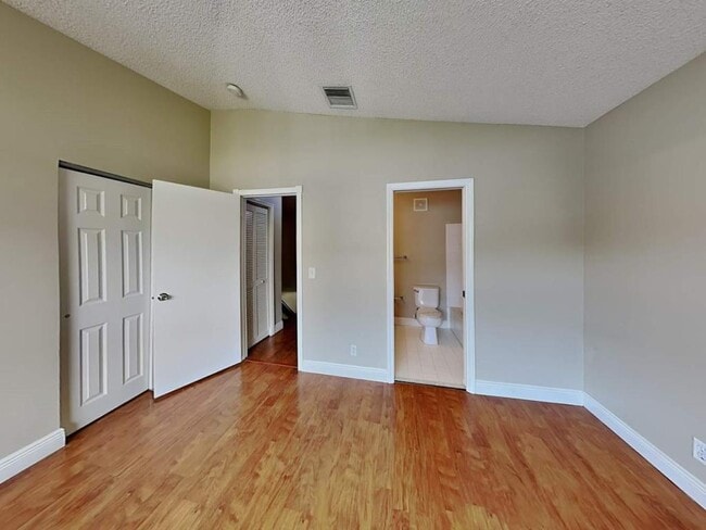 Building Photo - 9951 NW 56th Pl
