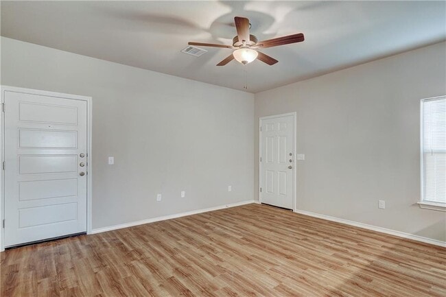 Foto del edificio - 1703 Davidson Rnch Dr