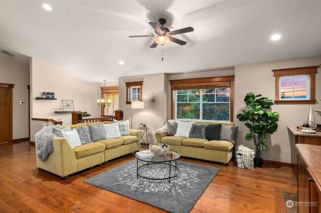 Foto del edificio - 15414 Broadway Ave NE