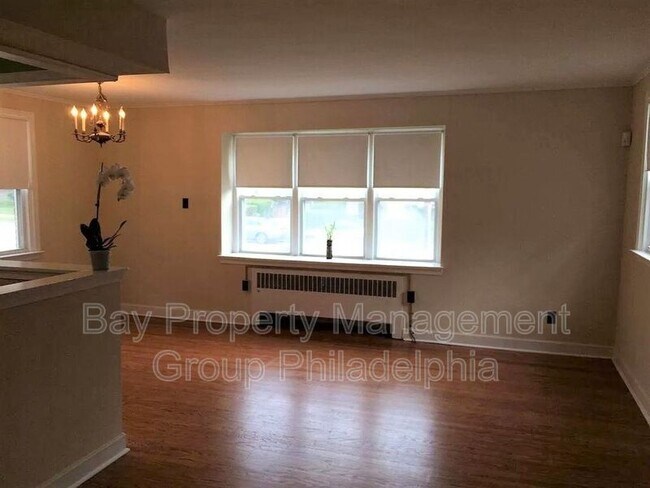 Building Photo - 2440 N 50th St