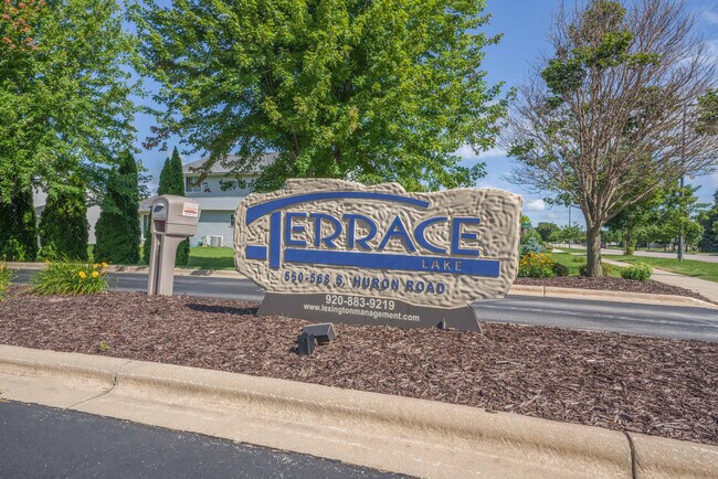 Foto del edificio - Terrace Lake