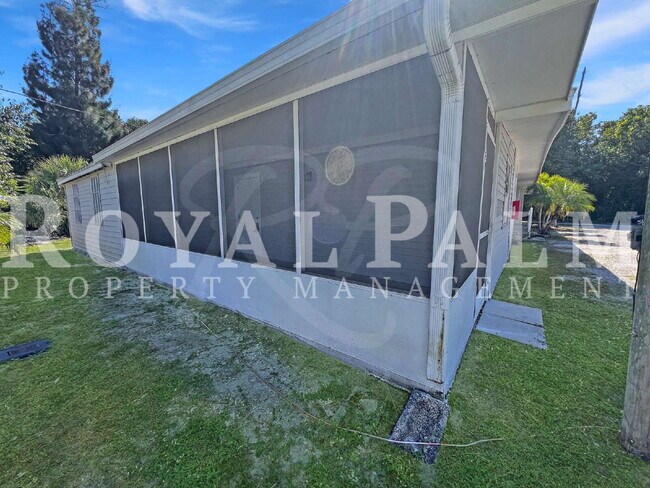 Foto del edificio - 15206 Stringfellow Rd