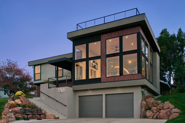 Foto del edificio - 1765 Gillaspie Drive