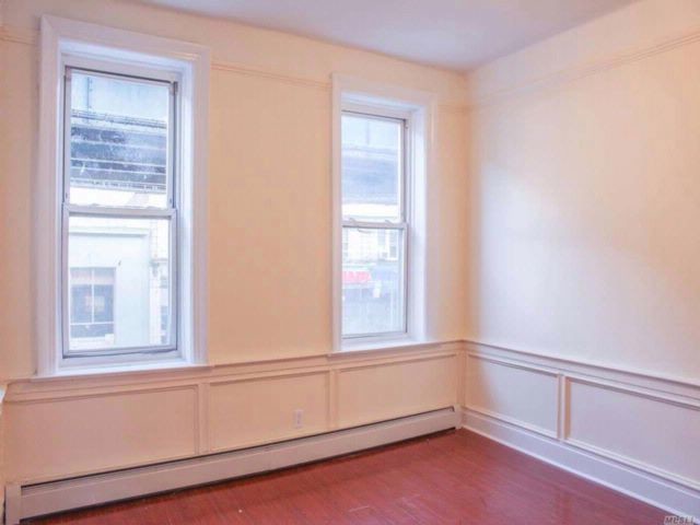 Primary Photo - 111-17 Liberty Ave