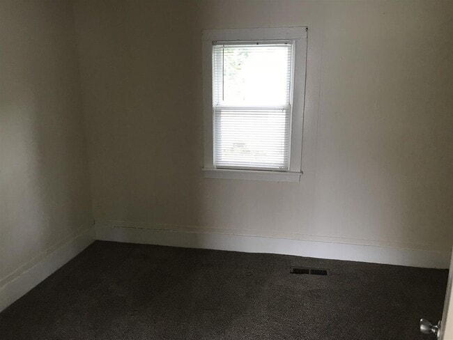 Photo - 501 Wilson Ave Apartment