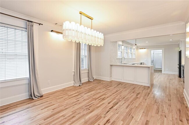 Foto del edificio - 2134 Delano Dr NE