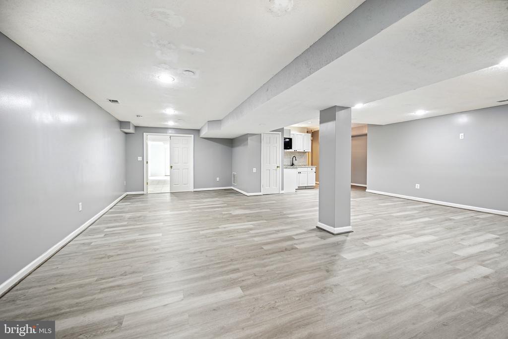 Primary Photo - 205 Montvale Terrace