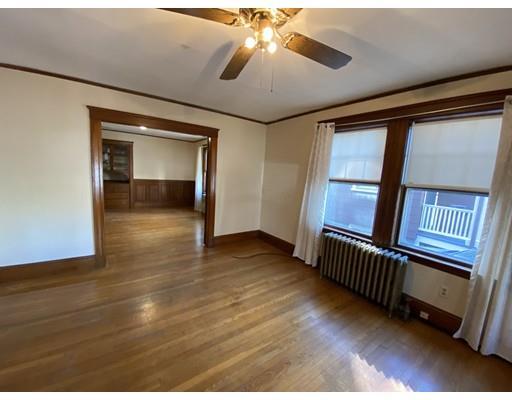 Building Photo - 643 Adams St