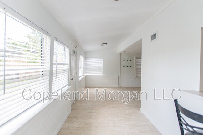 Foto del edificio - 930 17th St N