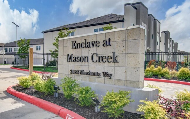 Entrada comunitaria - Enclave at Mason Creek