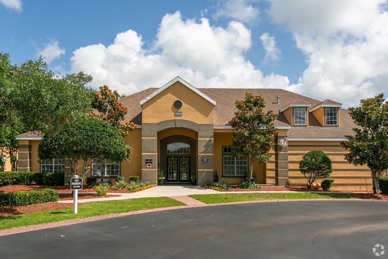 The Reserve at Kanapaha Apartments in Gainesville, FL