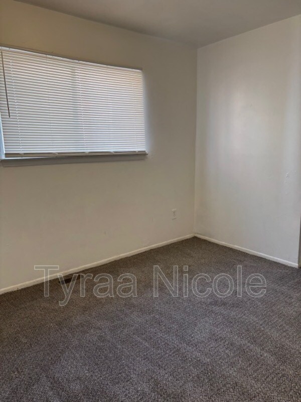 Foto del edificio - 11717 Outer Dr W