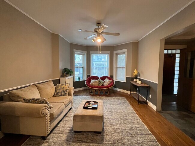 Foto del edificio - 1426 W Highland Ave