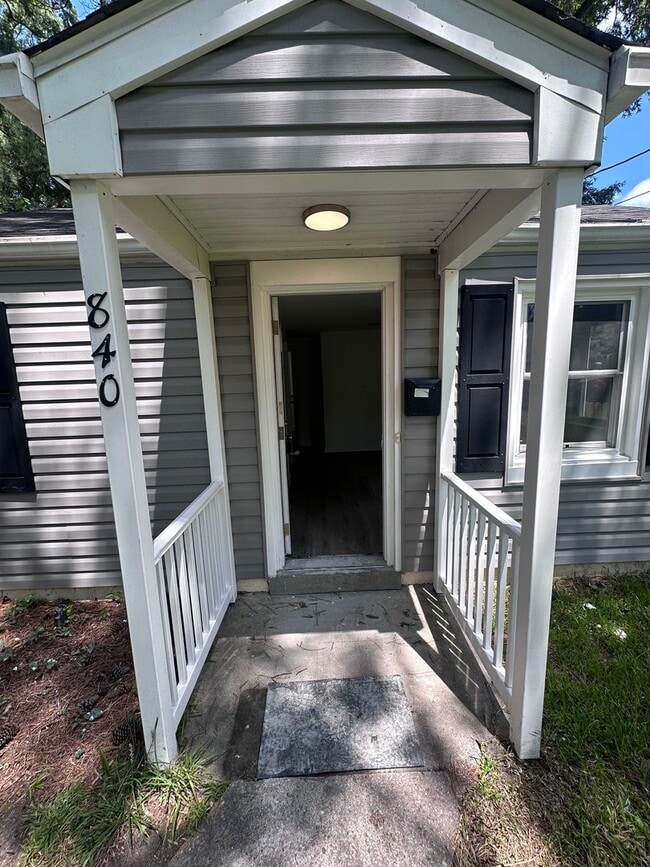 Building Photo - New house for rent!