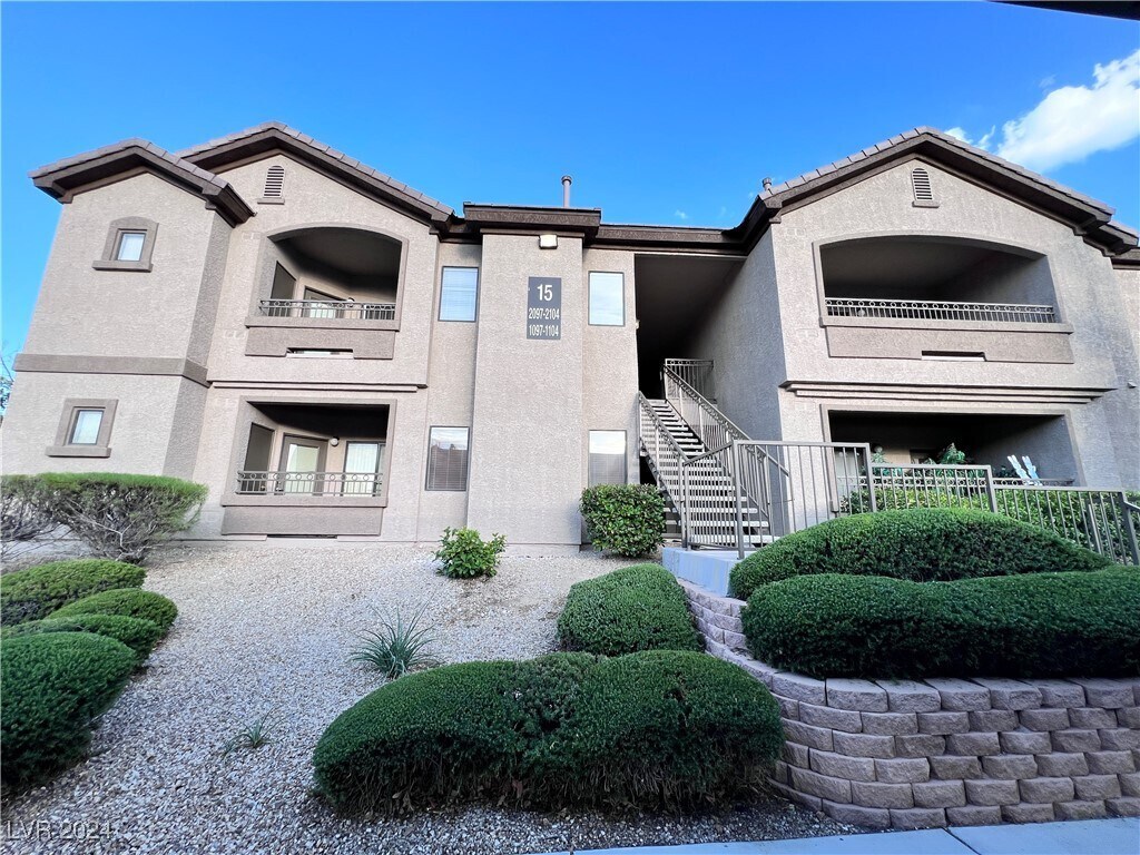 Primary Photo - 8250 N Grand Canyon Dr