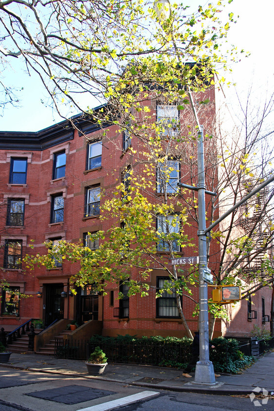 Primary Photo - 315 Hicks St