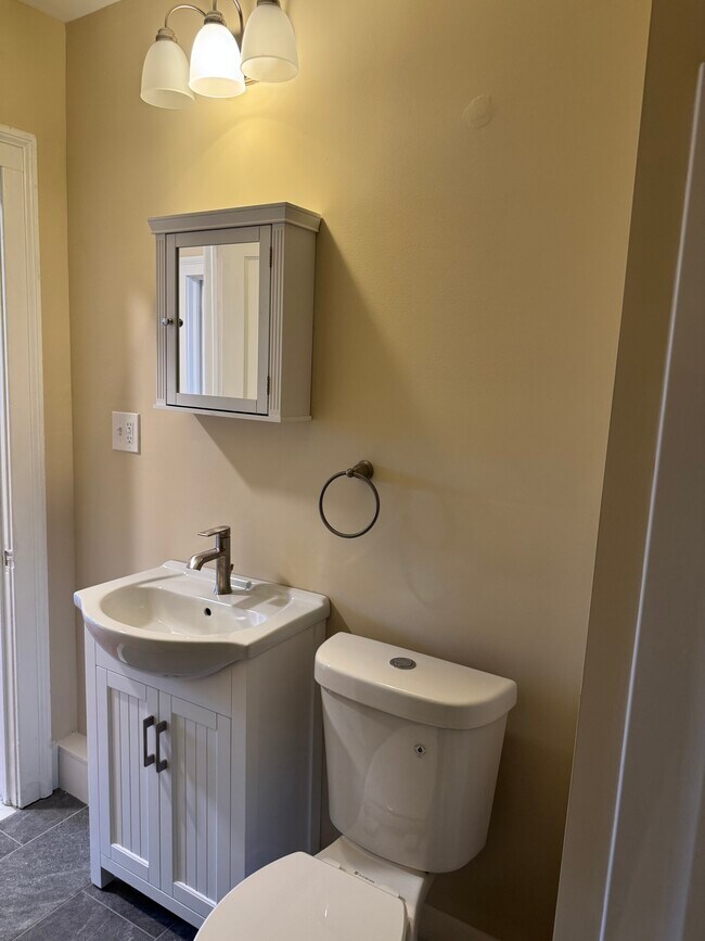 Baño - 14 Buell St