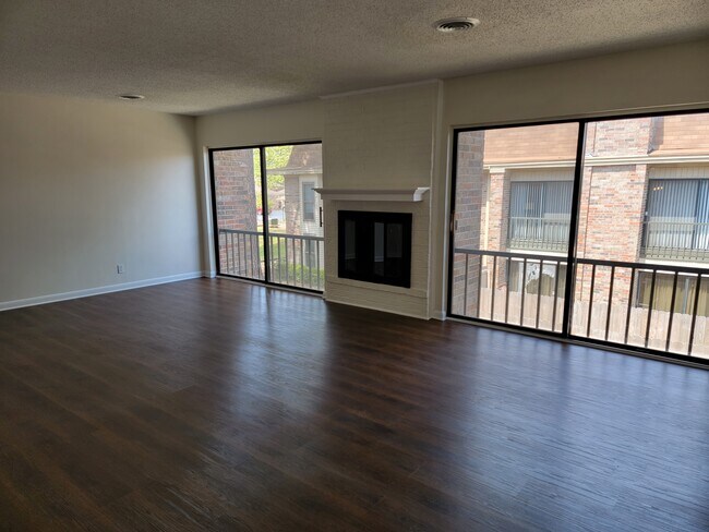 Living Room - 6578 Poplar Woods Cir S
