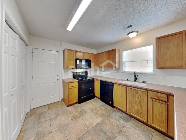 Foto del edificio - 4322 Wills Way