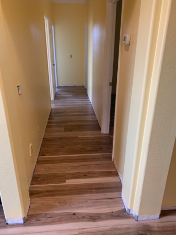 Building Photo - 5009 W Desert Ln