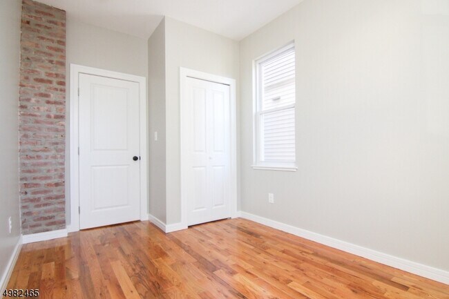 Foto del edificio - 682 N 8th St