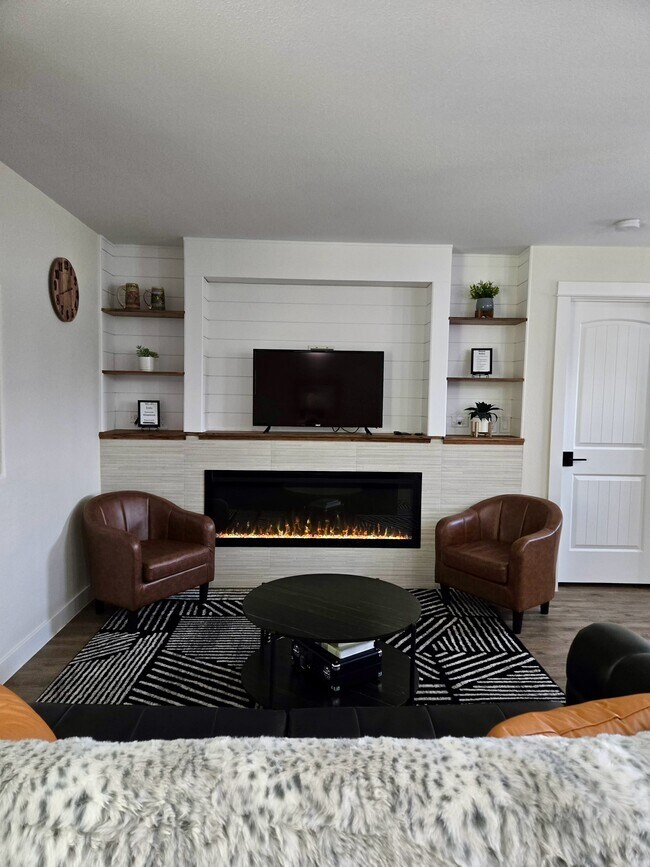 Foto del edificio - 43143 Riverview Dr