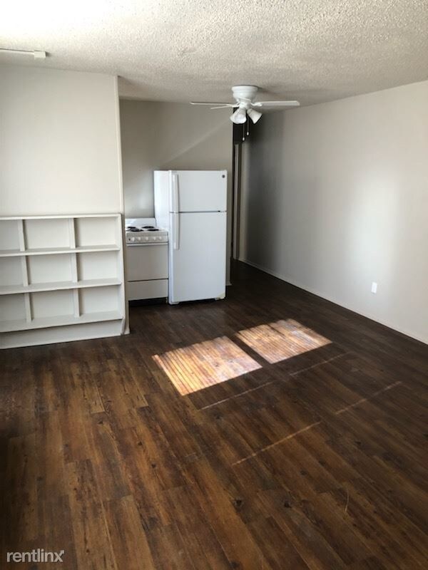 Building Photo - 1 br, 1 bath Apartment - 518 Baker Street 6