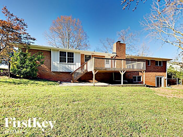 Primary Photo - 3321 W County Line Rd