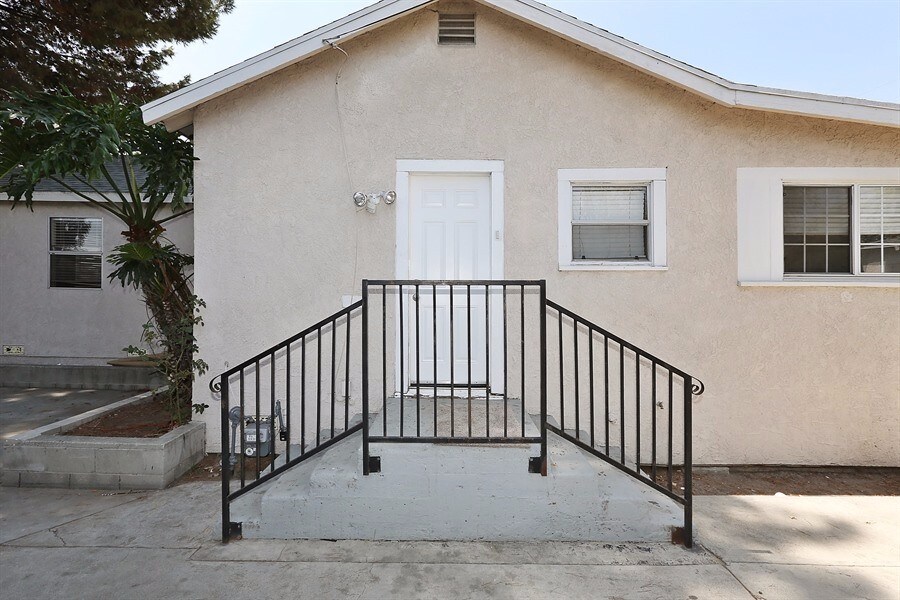 Primary Photo - 941 W 133rd St