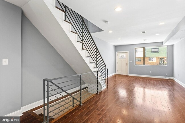 Photo - 2209 E Huntingdon Street Unit Townhome