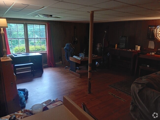 Building Photo - 106 Olinda Dr