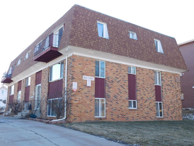 Building Photo - Fleetwood Apartments