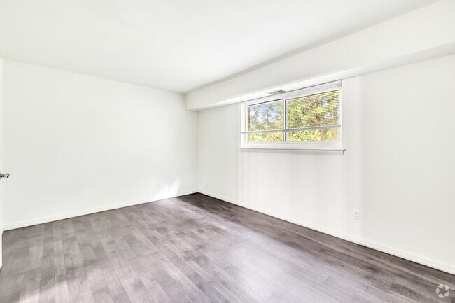 1 habitación, 1 baño - 920 pies cuadrados - Dormitorio - Manor View Apartments