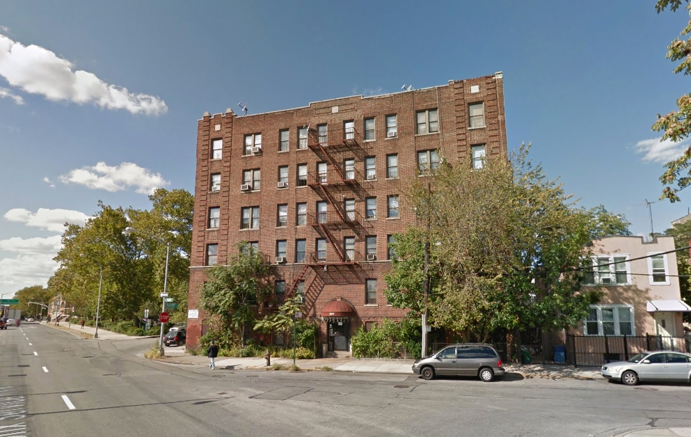 Primary Photo - 2109 Gleason Ave
