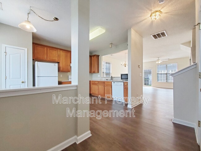 Building Photo - 23 Stratus Court