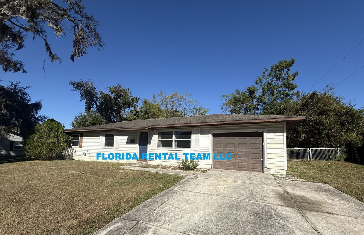 Primary Photo - 3/2 Remodeled Ocoee Home